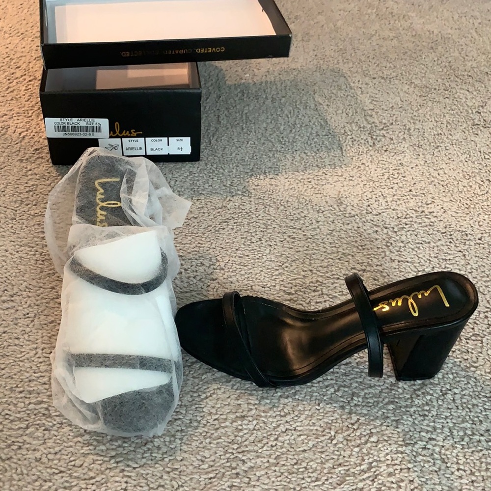 Brand new Lulu’s Ariellie heels.